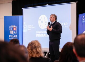 Achával lanzó el programa Comunidades Digitales Achával lanzó el programa Comunidades Digitales