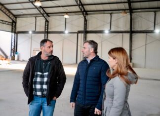 Achával recorrió la obra del nuevo Centro Comunitario Papa Francisco Achával recorrió la obra del nuevo Centro Comunitario Papa Francisco