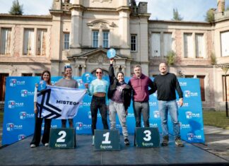 Soledad Peralta acompañó a los deportistas que participaron de Pilar Corre Junto a los vecinos, Peralta señaló: “Creemos en los valores del deporte para transformar y construir nuestra comunidad, por eso es una gran alegría acompañar esta jornada llena de dedicación, energía y compromiso". "Seguimos generando espacios como nuestros ocho clubes municipales e iniciativas como Pilar Corre porque promueven el deporte, la recreación y el encuentro y nos permiten seguir transformando Pilar”, destacó la candidata a concejal. También estuvo presente en la actividad el segundo candidato a concejal por Fuerza Patria Pilar, Juan Manuel Morales; entre otros funcionarios del gabinete municipal.