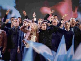 Axel Kicillof arrasó en las elecciones de la provincia de Buenos Aires y se proyecta hacia 2027 Axel Kicillof arrasó en las elecciones de la provincia de Buenos Aires y se proyecta hacia 2027