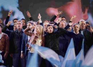 Axel Kicillof arrasó en las elecciones de la provincia de Buenos Aires y se proyecta hacia 2027 Axel Kicillof arrasó en las elecciones de la provincia de Buenos Aires y se proyecta hacia 2027