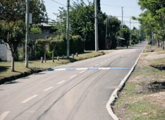 Achával recorrió los nuevos asfaltos de Lagomarsino Achával recorrió los nuevos asfaltos de Lagomarsino