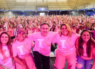 Una vez más, la Master Pink Pilar pintó de rosa el “Rusticucci” Una vez más, la Master Pink Pilar pintó de rosa el “Rusticucci”