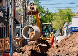 Achával recorrió los nuevos avances de la obra hidráulica de Pilar centro Achával recorrió los nuevos avances de la obra hidráulica de Pilar centro