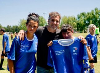 Achával acompañó a los deportistas de la Liga de Fútbol Inclusiva Achával acompañó a los deportistas de la Liga de Fútbol Inclusiva