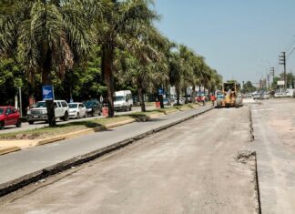 Achával recorrió los avances de la obra de transformación de la ruta 8 Durante la visita, el jefe comunal destacó: “Estas obras que estamos realizando en la ruta 8 y Guido son muy importantes porque mejoran la circulación en un punto de acceso a Pilar centro y a distintos barrios de la localidad". 'Estos trabajos nos van a permitir facilitar la circulación en esta zona y de esta manera, mejorar la vida de los vecinos y vecinas de nuestro distrito”, remarcó. El intendente estuvo acompañado por el secretario de Gobierno, Santiago Laurent; la secretaria General, Soledad Peralta, y el titular de Infraestructura, Luis Bonfante. “Vamos a seguir trabajando para transformar Pilar y cada una de sus localidades”, finalizó Achával.