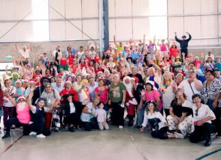 Achával compartió con adultos mayores el cierre de año del Club Derqui Achával compartió con adultos mayores el cierre de año del Club Derqui