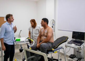 Achával recorrió el Centro Cardiovascular que cuida el corazón de los vecinos en el HCP Achával recorrió el Centro Cardiovascular que cuida el corazón de los vecinos en el HCP