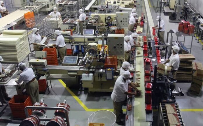 sector-manufacturero-sufrido La industria manufacturera cayó 8,2% y lideró el retroceso de la actividad económica en noviembre