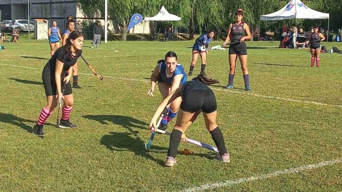 Hockey Pilar 1 (2) (1) Deportes lanza un nuevo Curso de Árbitros de Hockey sobre Césped