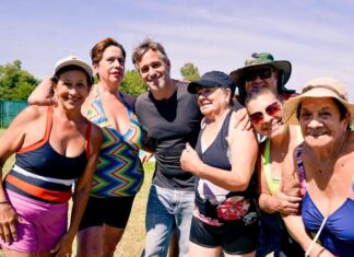 Achával estuvo junto a los adultos mayores en el Club Municipal de Derqui Achával estuvo junto a los adultos mayores en el Club Municipal de Derqui