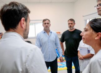Achával recorrió el Centro de Atención Primaria de La Loma en Del Viso Achával recorrió el Centro de Atención Primaria de La Loma en Del Viso