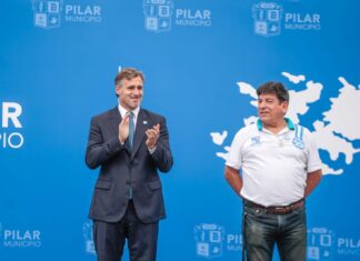 Achával lidera el ranking de imagen en el Conurbano con más del 61% de aprobación Achával lidera el ranking de imagen en el Conurbano con más del 61% de aprobación