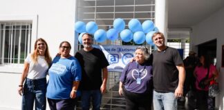 Achával recorrió el Centro de Atención Primaria de La Lonja Achával recorrió el Centro de Atención Primaria de La Lonja
