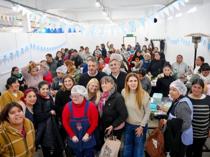 El Municipio sigue fortaleciendo los espacios de capacitación y encuentro de la comunidad El Municipio sigue fortaleciendo los espacios de capacitación y encuentro de la comunidad