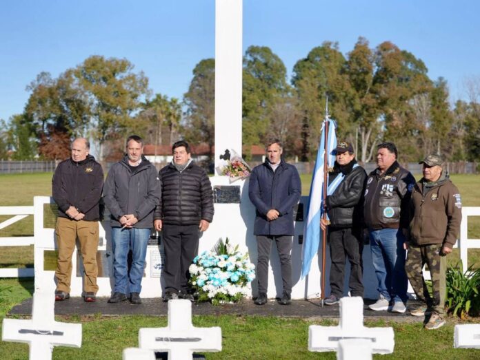 WhatsApp Image 2026-06-14 at 13.20.07 El Municipio acompañó a los veteranos de Malvinas en el Día de la Máxima Resistencia