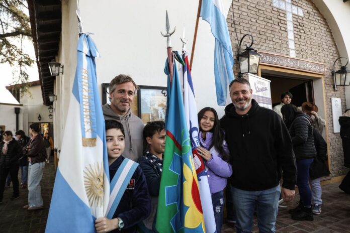 El Municipio acompañó a los vecinos de Manzanares en sus Fiestas Patronales