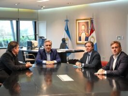 Llaryora, Asinelli y Achával dialogaron sobre educación y desarrollo junto a referentes de América Latina Llaryora, Asinelli y Achával dialogaron sobre educación y desarrollo junto a referentes de América Latina