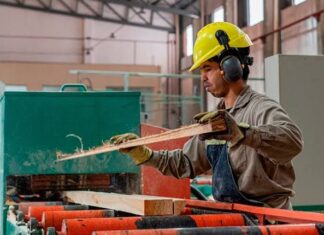 La actividad económica volvió a caer en mayo: retrocedió 0,5% respecto a abril La actividad económica volvió a caer en mayo: retrocedió 0,5% respecto a abril