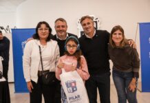 Achával encabezó una nueva entrega de protectores auditivos para familias TEA en Pilar Achával encabezó una nueva entrega de protectores auditivos para familias TEA en Pilar