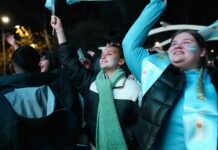 Alentá a la Selección: habrá pantalla gigante para ver Argentina vs. Inglaterra en la plaza 12 de octubre Alentá a la Selección: habrá pantalla gigante para ver Argentina vs. Inglaterra en la plaza 12 de octubre