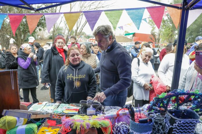 Durante la actividad, Achával expresó: “Es una gran alegría poder celebrar el primer año de este lugar que todos los días recibe y contiene a los vecinos de la localidad". "Pensamos y creamos este espacio, porque queremos que cada vecino pueda encontrarse, compartir y vincularse en comunidad, y lo vamos a seguir acompañando”, cerró el intendente.