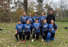 Black Bulls de Derqui va por la clasificación a Mar del Plata en los Juegos Bonaerenses El sóftbol volvió a darle una alegría al deporte de Pilar en los Juegos Bonaerenses. En la Etapa Regional disputada en Mercedes, el equipo femenino Sub 18 de Black Bulls de Presidente Derqui se quedó con el título y mantiene firme su ilusión de llegar a la Final Provincial de Mar del Plata. Las derquinas no tuvieron rivales en su categoría y lograron avanzar directamente a la instancia Inter Regional, que se disputará el 9 y 10 de septiembre en San Pedro. Allí buscarán conseguir uno de los pasajes a la competencia provincial. “El sóftbol es un deporte que en los Juegos Bonaerenses siempre le ha reportado alegrías al deporte de Pilar y este año no es la excepción”, destacó el director general de Deportes, Fernando Trillo. El funcionario también valoró el desempeño de los representantes locales durante la jornada y remarcó que el equipo pudo aprovechar la competencia para demostrar todo su nivel. Black Bulls, por otro título El conjunto Sub 18 femenino de Black Bulls consiguió así su cuarto título regional consecutivo, una marca que le permite seguir avanzando en el camino hacia Mar del Plata. El equipo está dirigido por el profesor Matías Godoy y está integrado por Belén Sánchez, Abril Ferreyra, Emma Brítez, Jazmín Godoy, Melody Rojas, Maia González, Zoe Rojas, Abril Zapata, Naomí Rojas, Kiara Brandán, Bianca Noguera y Malena López. Ahora, las jugadoras de Presidente Derqui deberán afrontar el Inter Regional, última instancia antes de la Final Provincial de los Juegos Bonaerenses. El Sub 12 no pudo avanzar Por otra parte, el equipo Sub 12 Mixto de Pilar tuvo una buena actuación, aunque quedó eliminado tras perder frente al conjunto local de Mercedes por 9 carreras a 4. La formación estuvo integrada por alumnos de la Escuela Santa Ana de Presidente Derqui: Benicio Galván, Thiago Caserta, Valentino Springer, Santino Urbano, Lionel Suárez, Valentino Casas, Alexander Delgado, Guadalupe Iglesias, Ana Sol Miño, Marilina Castro, Bianca Aguirre, Catalina Valor, Lola Corvalán y Lola Luana Lucero. Mientras el Sub 12 cerró su participación, las chicas de Black Bulls siguen en carrera y buscarán en septiembre dar otro paso hacia la gran definición de los Juegos Bonaerenses en Mar del Plata.