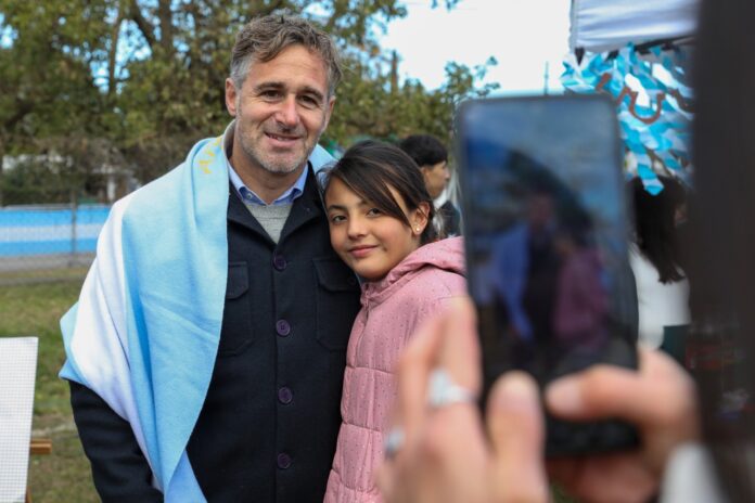 HL6tcZYXEAAWtHi Federico Achával lidera el ranking de imagen de intendentes del Conurbano