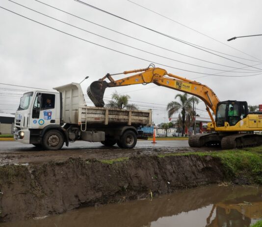 El municipio llevó adelante trabajos de limpieza de desagües y arroyos El municipio llevó adelante trabajos de limpieza de desagües y arroyos