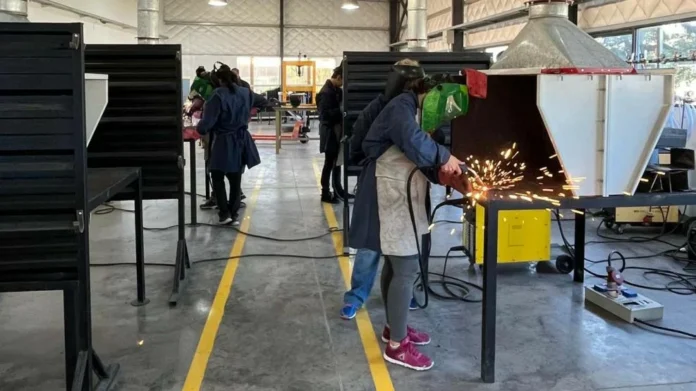 El conurbano perdió más de 25.000 empleos industriales en dos años